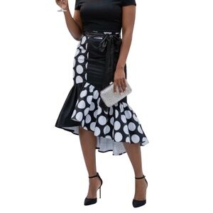 # A133   For Her NYC  Black & White Polka Dot Flamenco  Ruffle Skirt NWT  XL